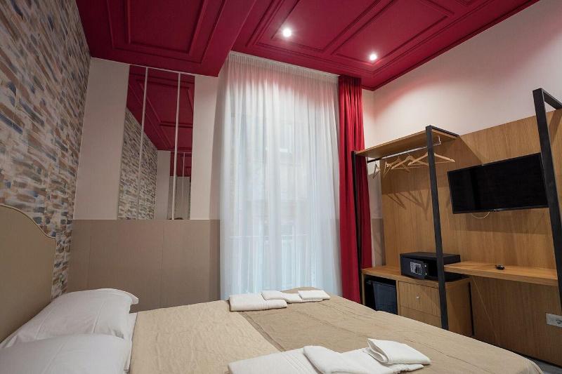 H. G. Boutique Toledo  Napoli Centro - Oda