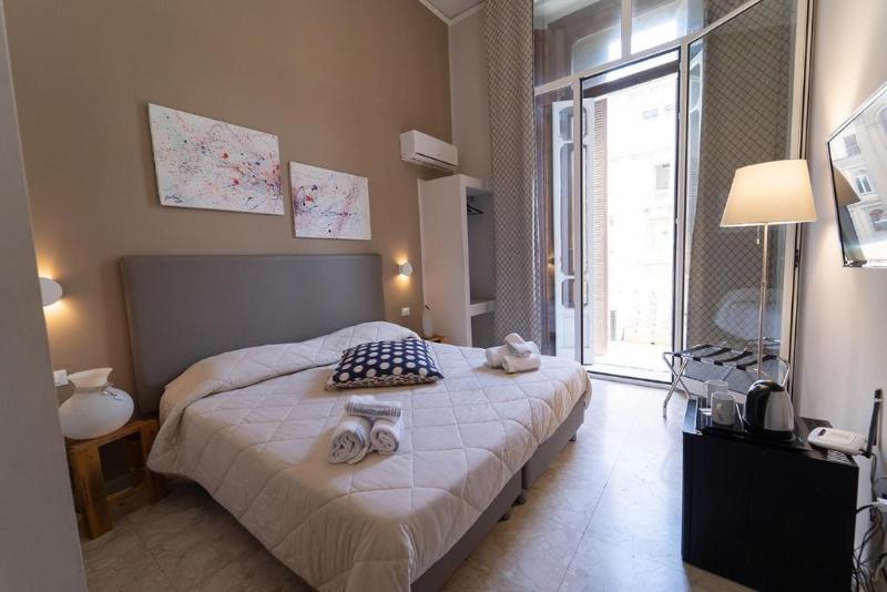 P.C. Boutique H. Napoli Centro - Genel