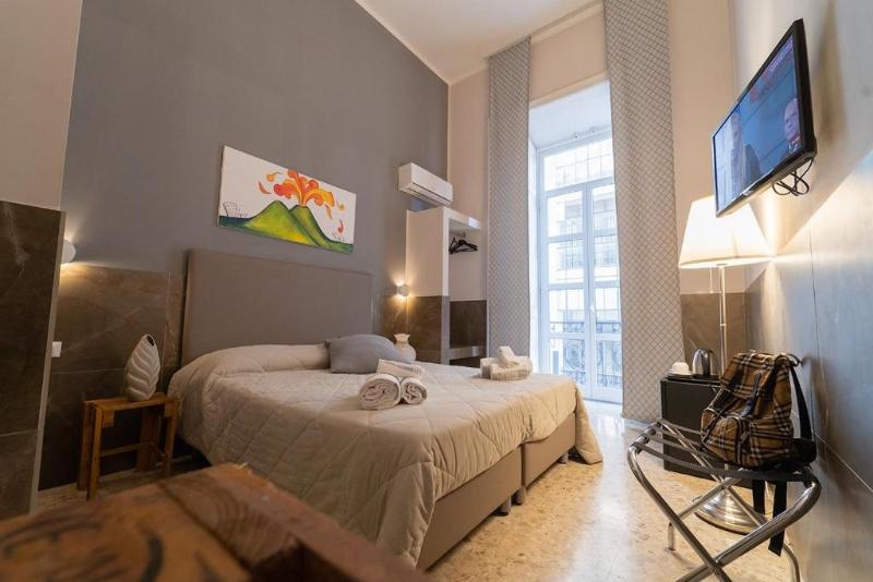 P.C. Boutique H. Napoli Centro - Genel