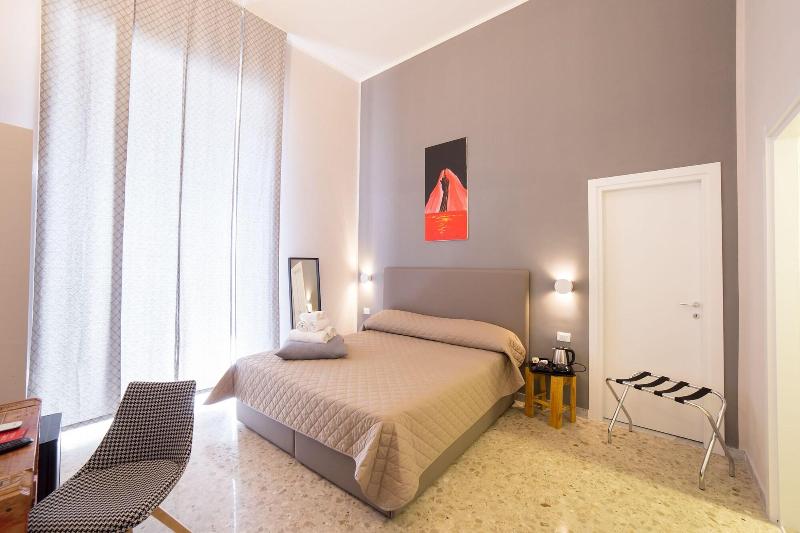 P.C. Boutique H. Napoli Centro - Oda
