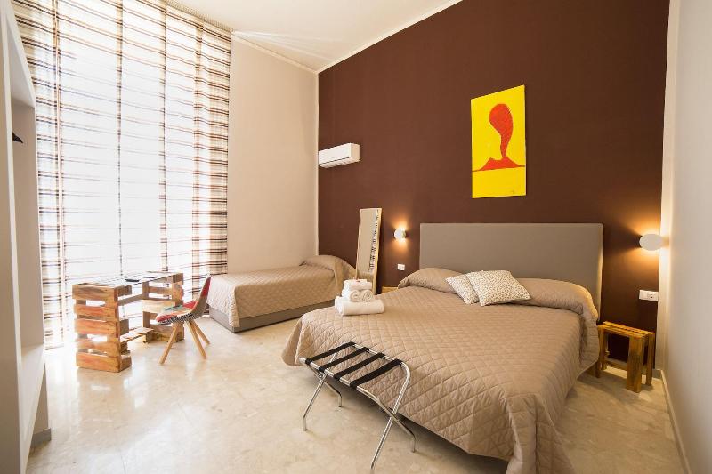 P.C. Boutique H. Napoli Centro - Oda