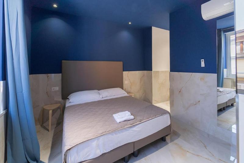 P.C. Boutique H. Napoli Centro - Oda