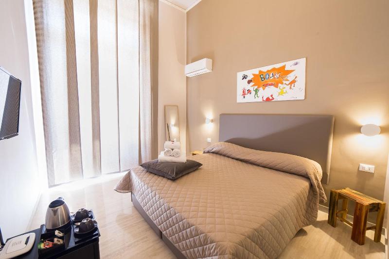 P.C. Boutique H. Napoli Centro - Oda