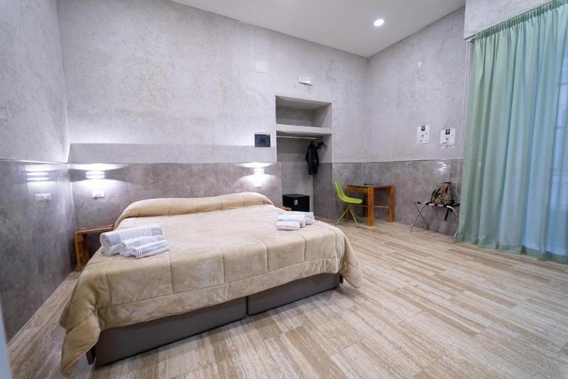 P.C. Boutique H. Napoli Centro - Oda