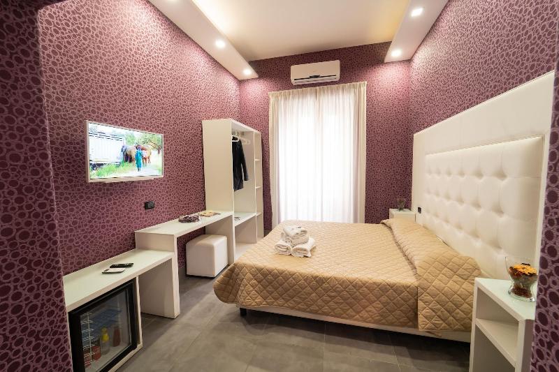 P.C. Boutique H. Napoli Centro - Oda