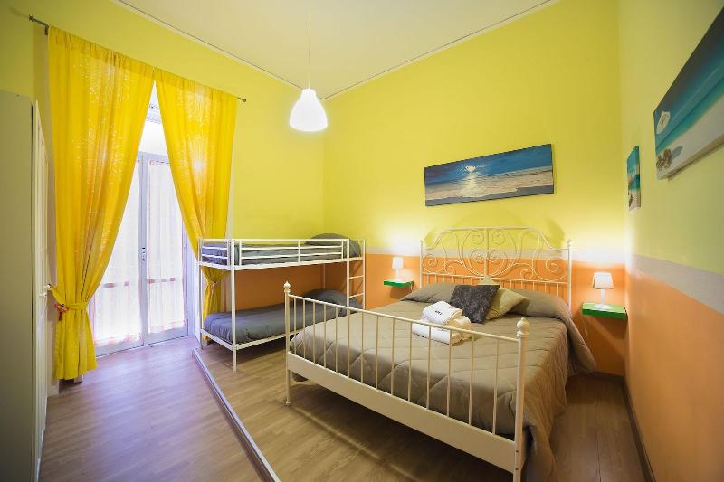 P.C. Boutique H. Napoli Centro - Oda
