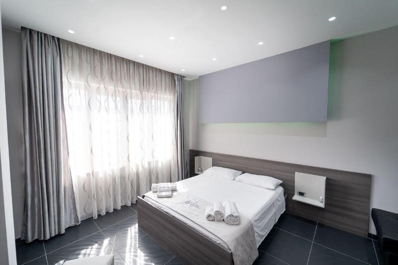 P.C. Boutique H. Napoli Centro - Oda