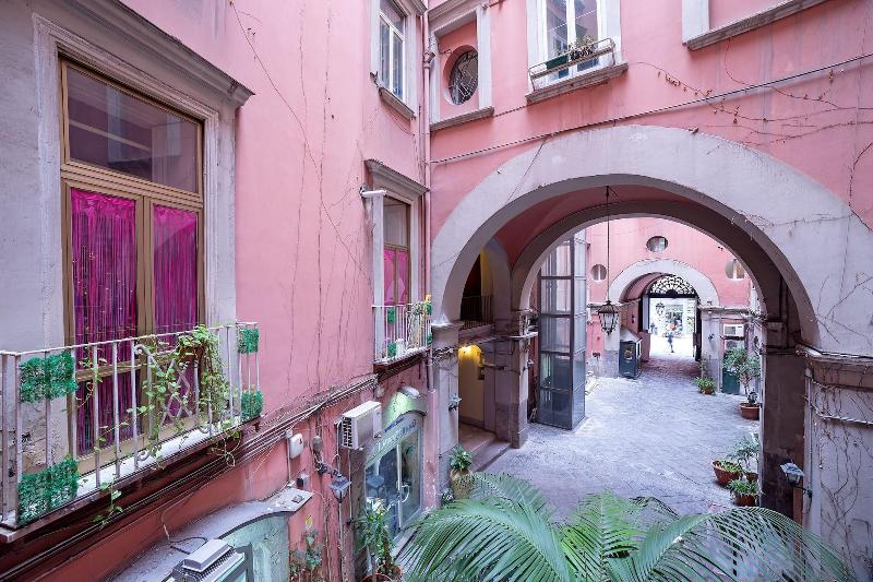 P.C. Boutique H. Napoli Centro - Oda