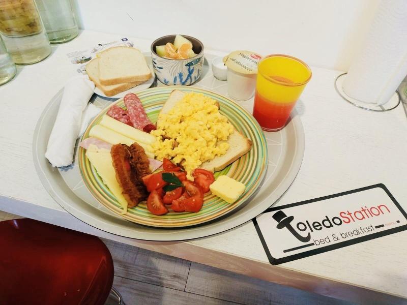 Toledo station Bed & breakfast - Restoran