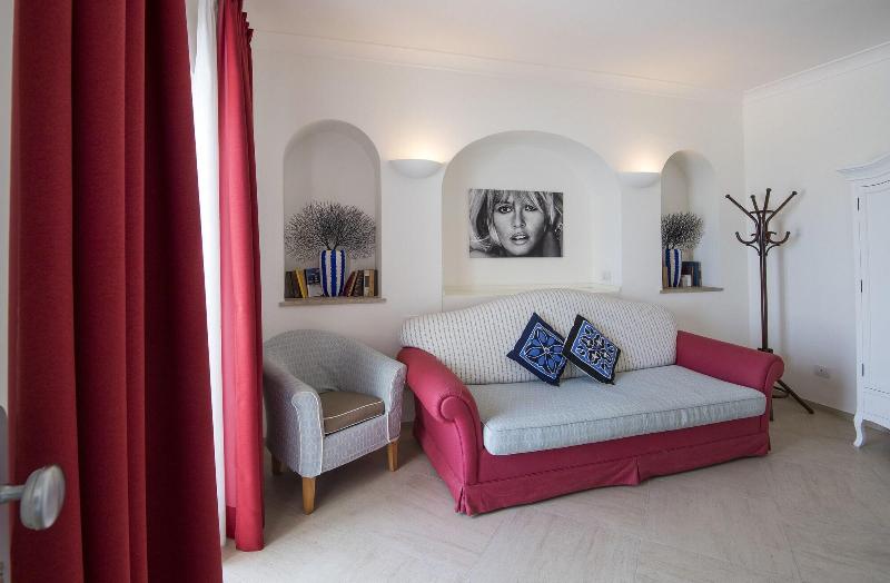 Villa Patrizi - Oda