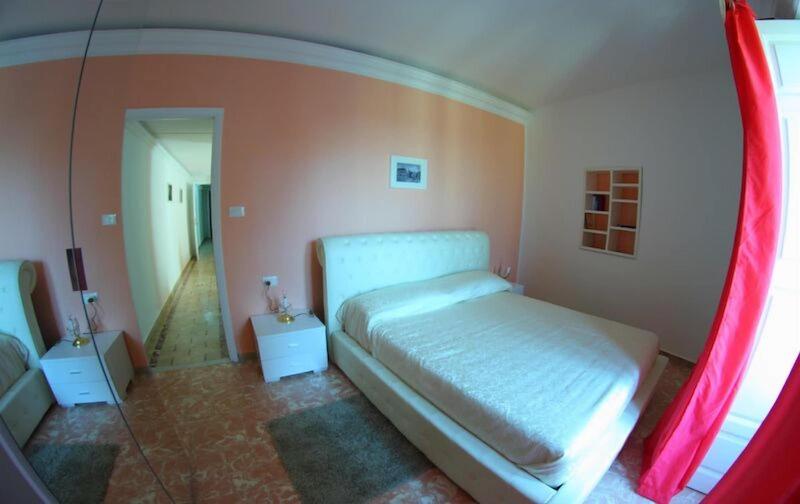 Gualtiero Camere E Suite - Oda