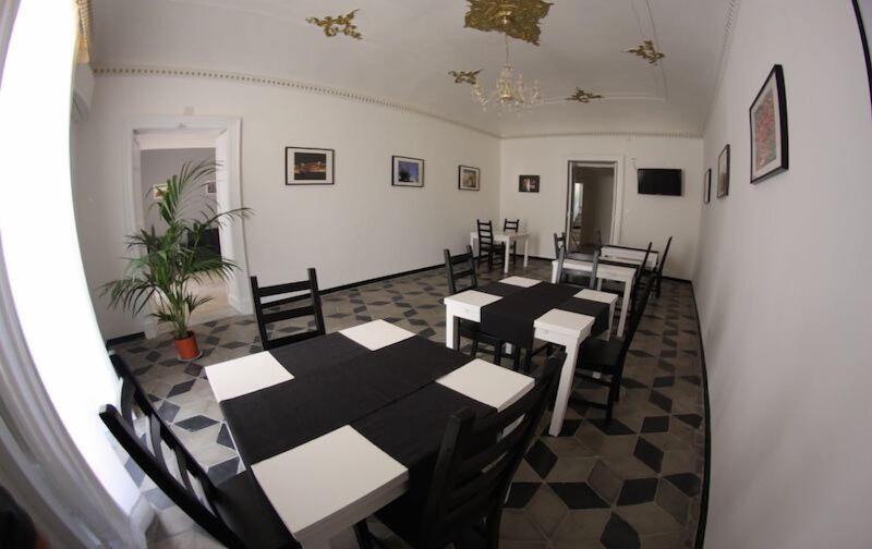Gualtiero Camere E Suite - Restoran