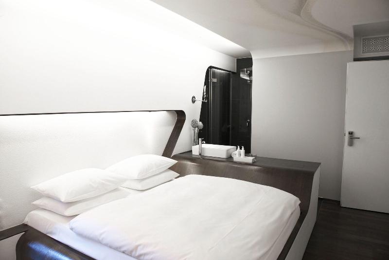 Hotel Q! - Oda