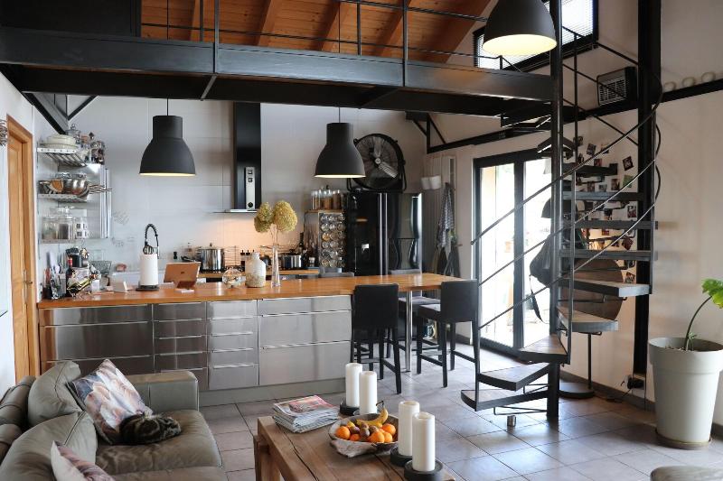 Skylark Bed & Breakfast - Genel