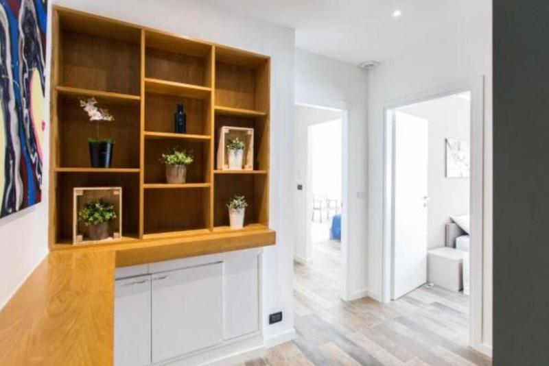 Politeama Luxury Suites - Lobi