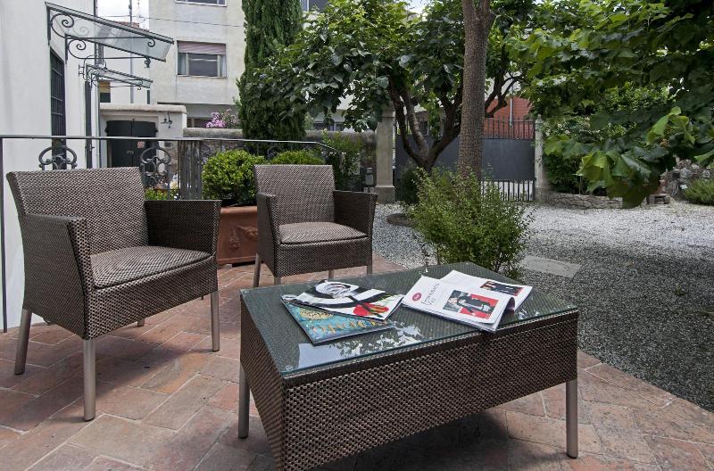 B&B VillAmorosa - Genel