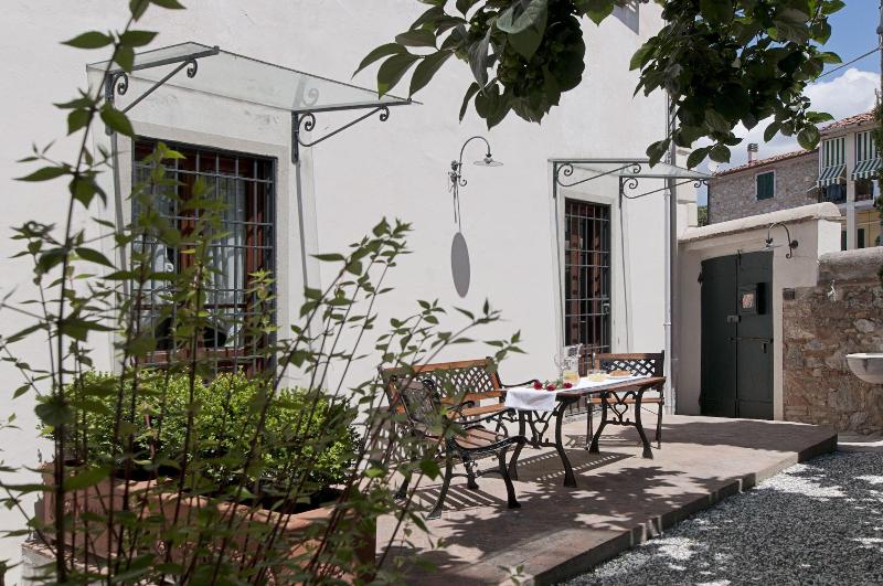 B&B VillAmorosa - Genel