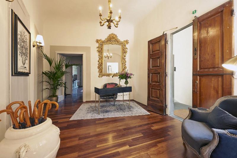 Peruzzi Urban Residences - Lobi