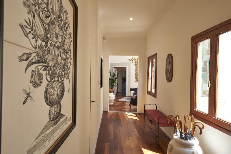 Peruzzi Urban Residences - Lobi