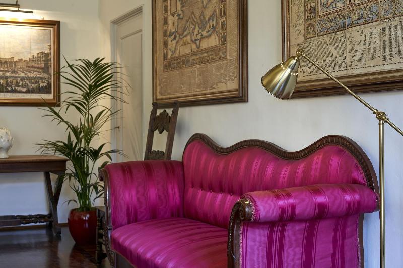 Peruzzi Urban Residences - Lobi