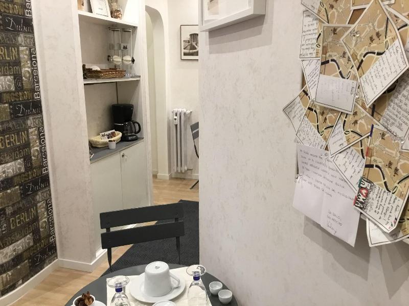 Le Fate Suites - Restoran