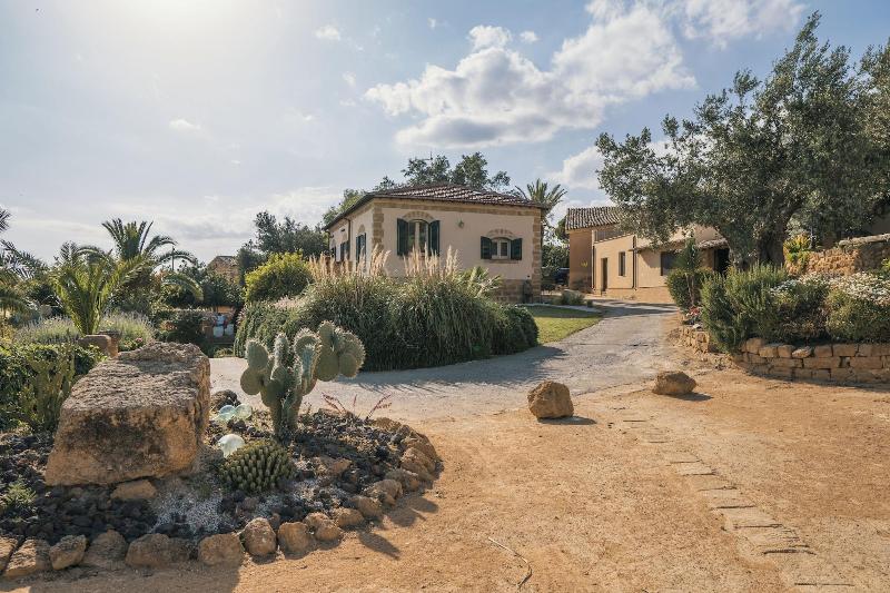 Villa La Lumia B&B Suites & Apartments - Genel
