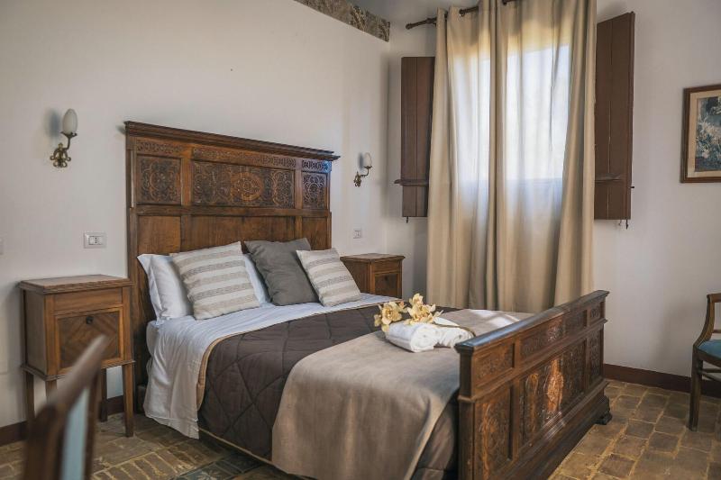 Villa La Lumia B&B Suites & Apartments - Oda