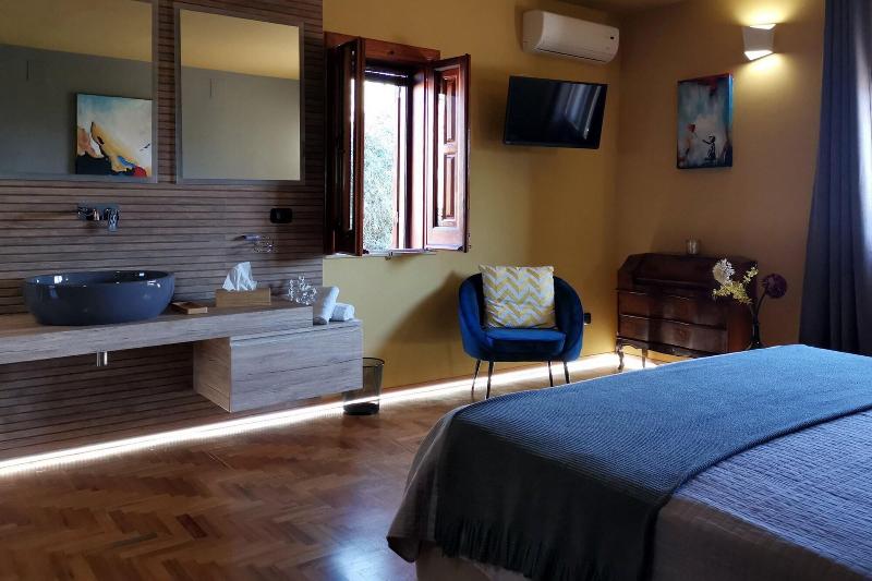 Villa La Lumia B&B Suites & Apartments - Oda