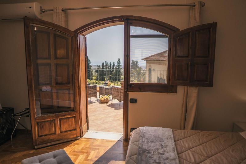 Villa La Lumia B&B Suites & Apartments - Oda