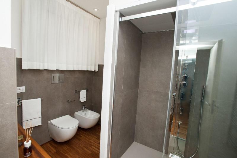 Naca Suite - Oda