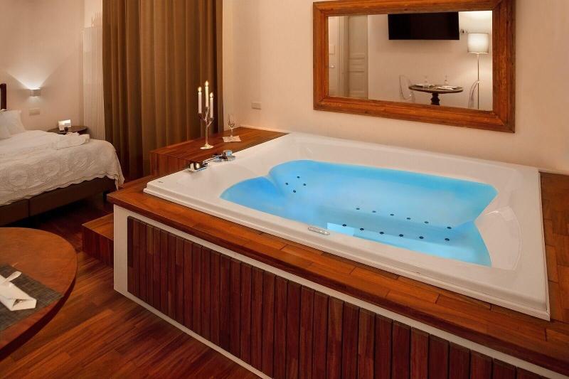 Naca Suite - Oda