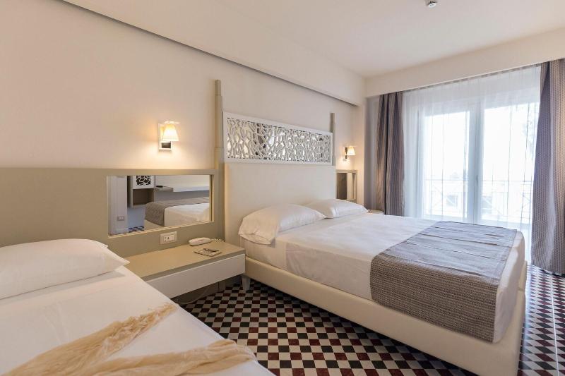 Suite Hotel L'Oasi di Riaci - Oda