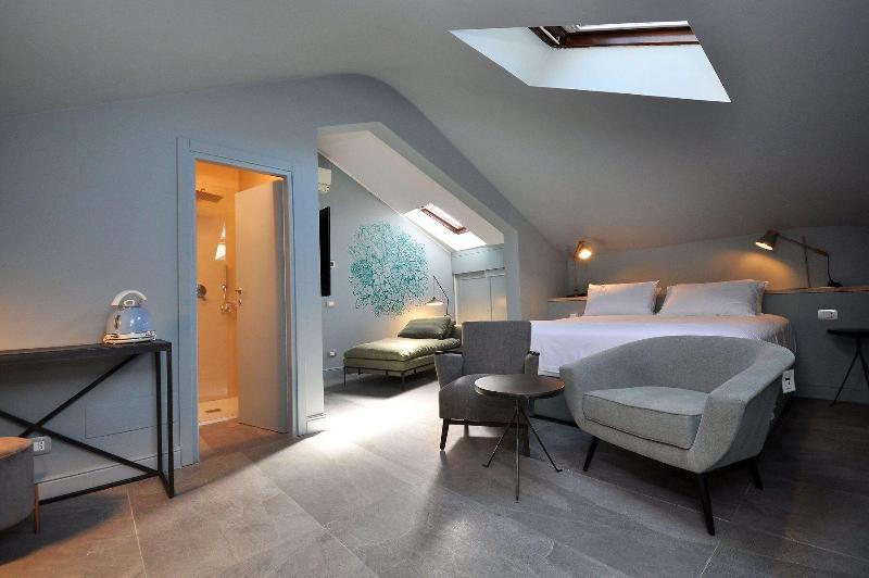Bello! Lake Como Suites - Oda