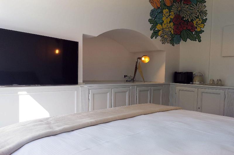 Bello! Lake Como Suites - Oda