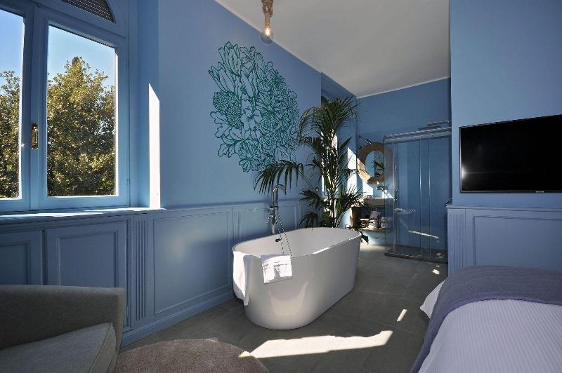 Bello! Lake Como Suites - Oda