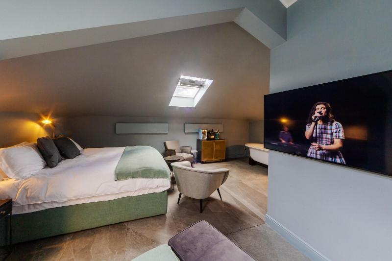 Bello! Lake Como Suites - Oda