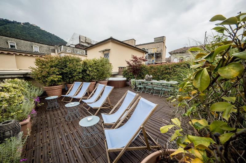 Bello! Lake Como Suites - Teras