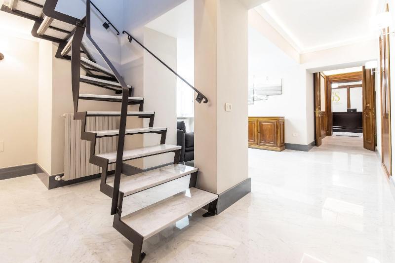Gramsci Suites - Lobi