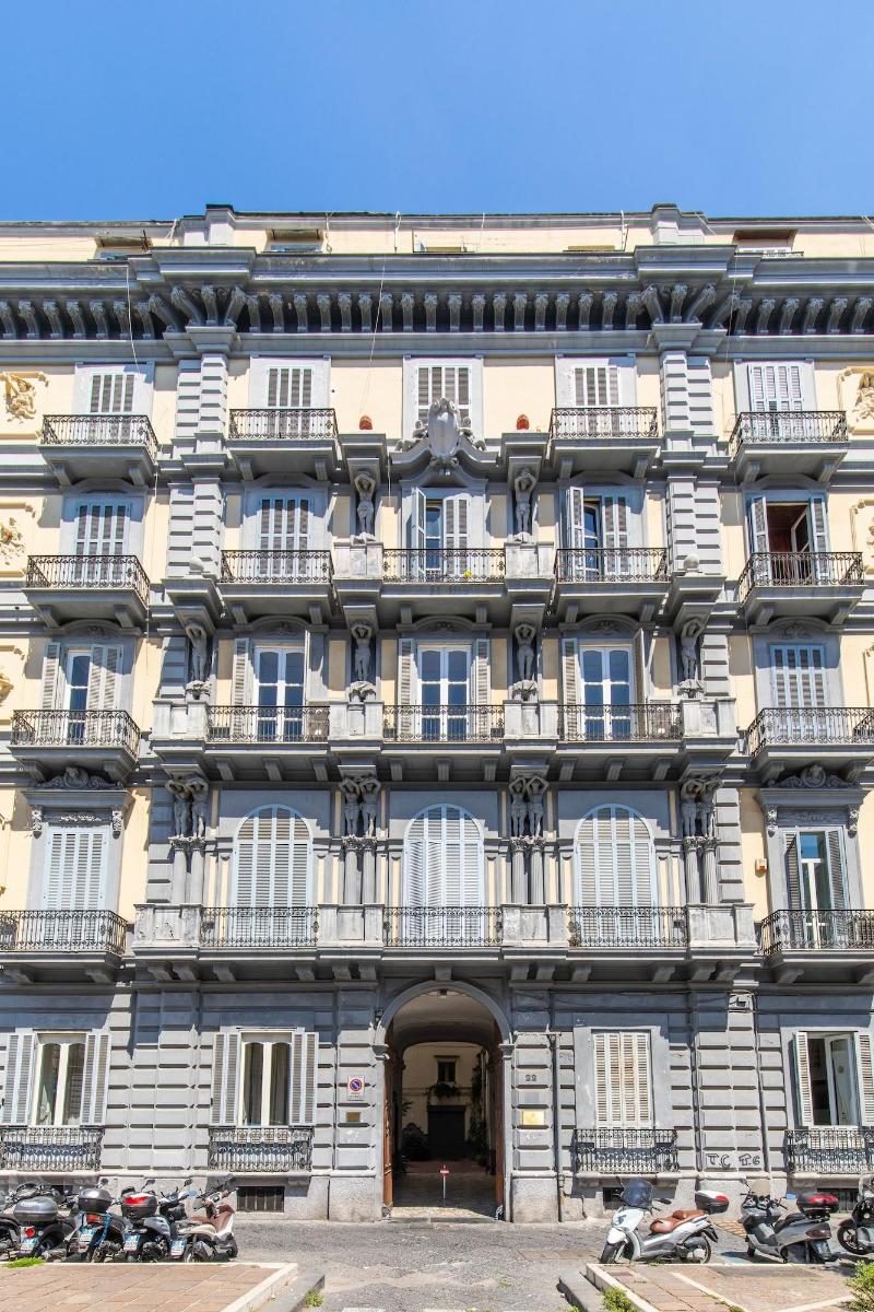 Gramsci Suites - Genel