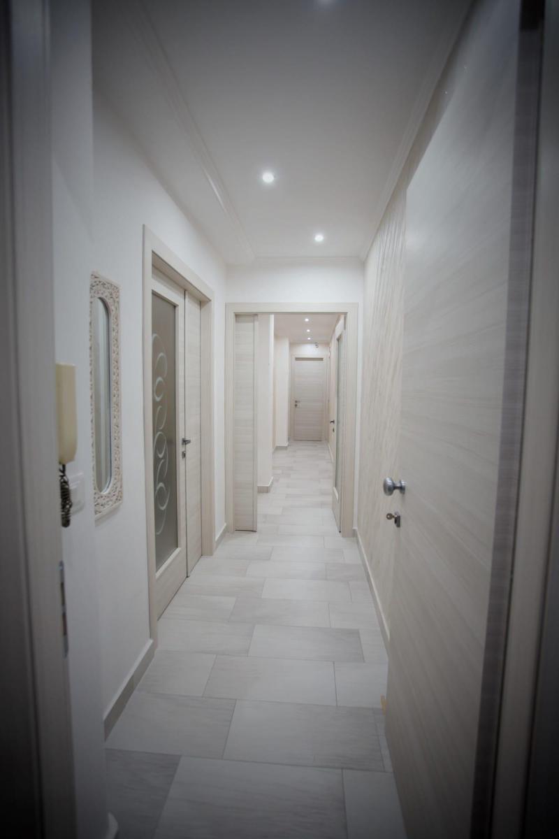 Central Apartments - Lobi