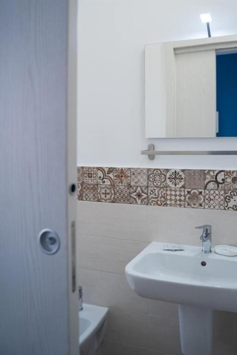 Le Due Sicilie Bed & Breakfast - Oda