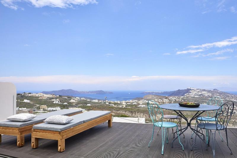 White and Co. La Torre Suites - Genel