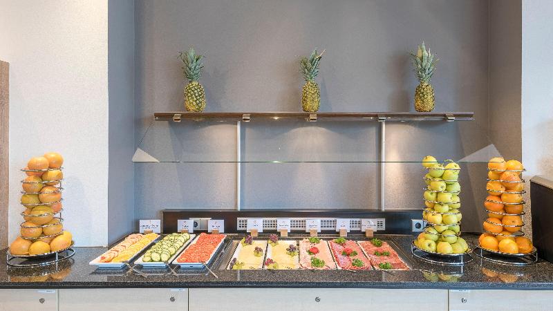 Holiday Inn Express Munich - Messe - Restoran