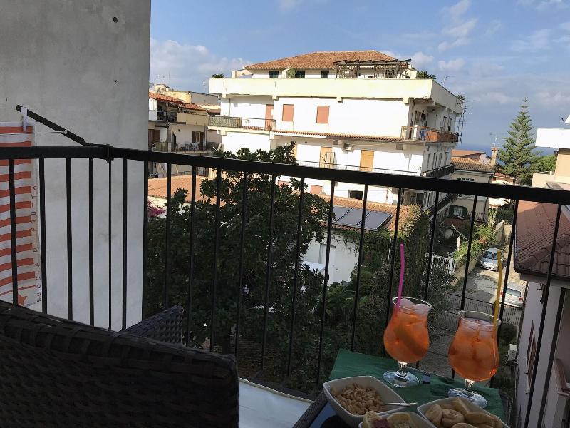Bella Tropea Accommodation - Oda