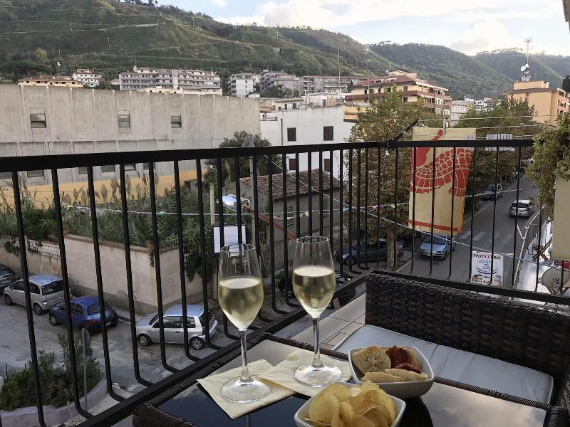 Bella Tropea Accommodation - Oda