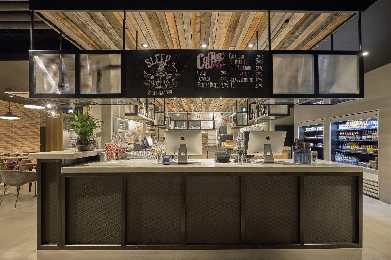 Moxy Berlin Humboldthain Park - Bar