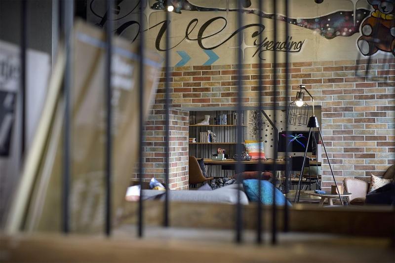 Moxy Berlin Humboldthain Park - Lobi