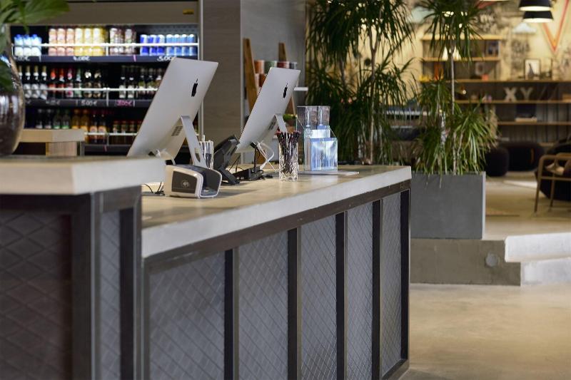 Moxy Berlin Humboldthain Park - Lobi