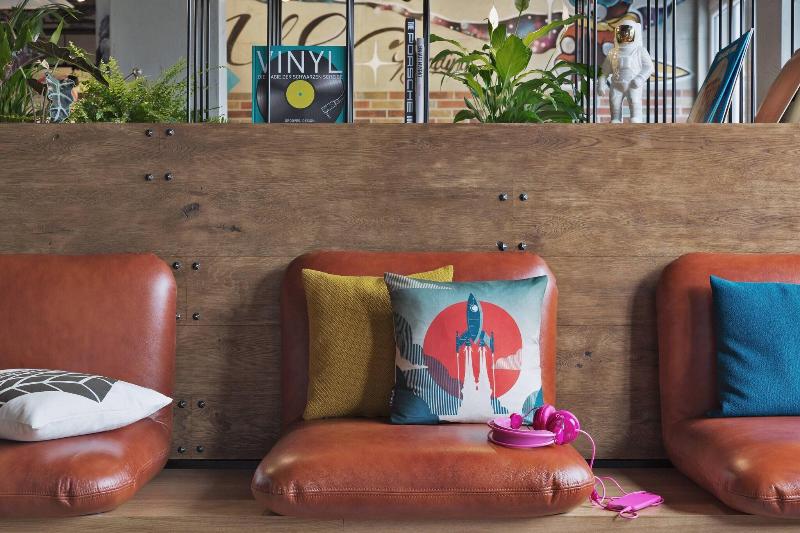 Moxy Berlin Humboldthain Park - Lobi
