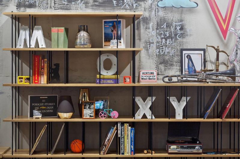 Moxy Berlin Humboldthain Park - Lobi